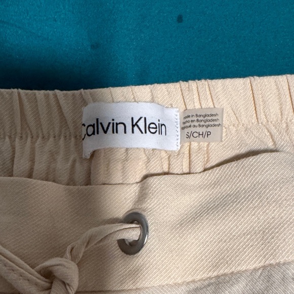 Calvin Klein Women's Cream Wide Leg Pants - Picture 3 of 3